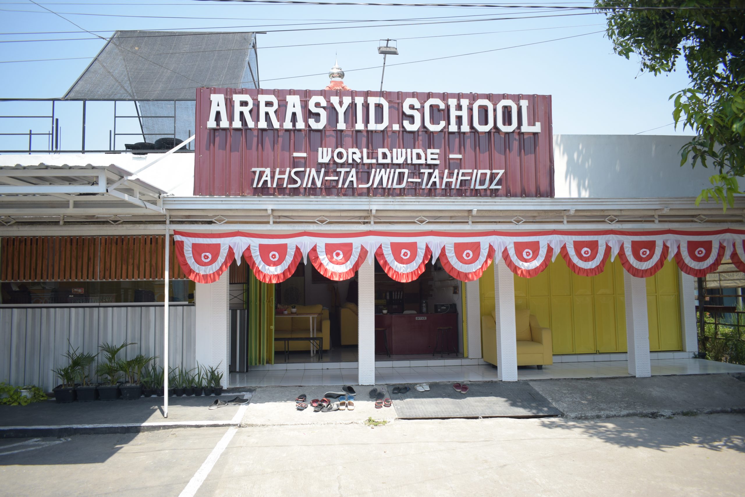 Pondok tahfidz di pare cover