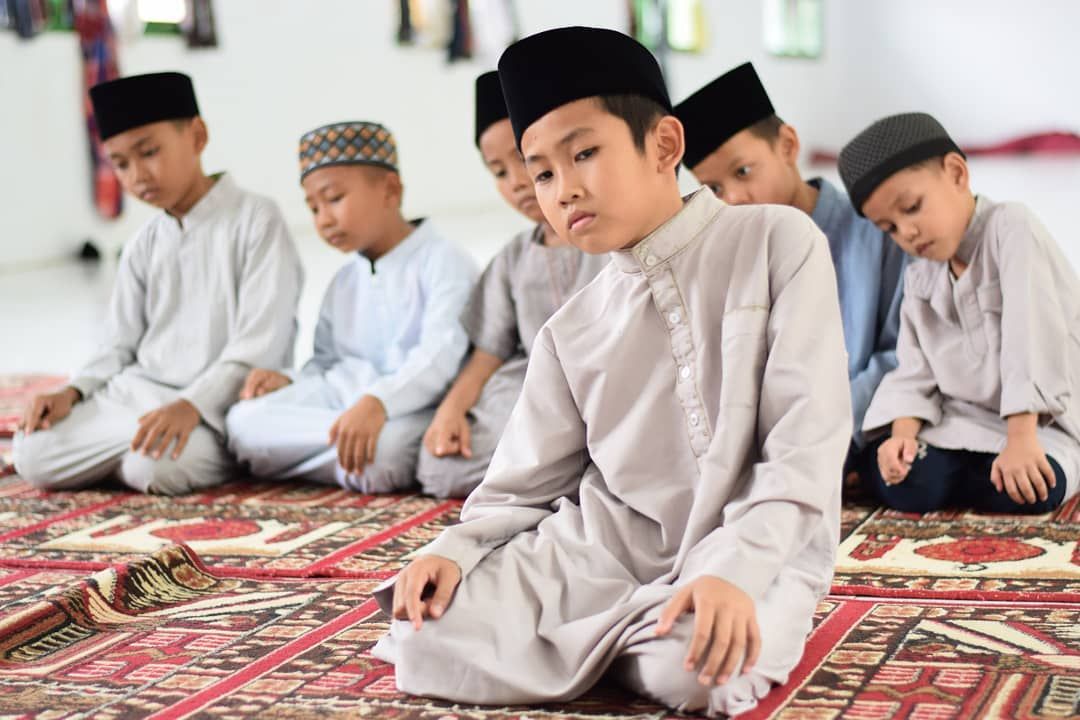 Keutamaan shalat berjamaah cover