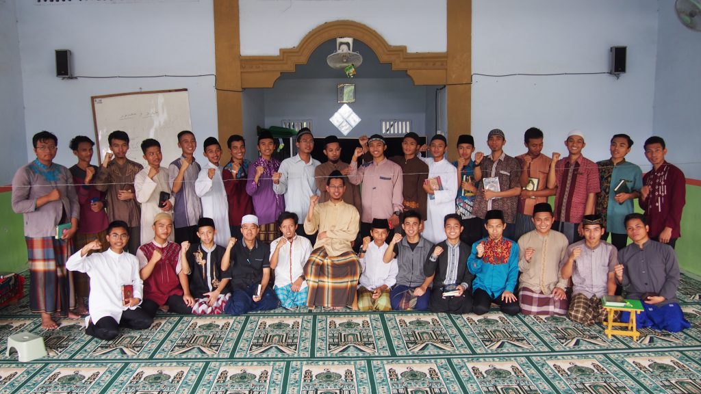 Satri SP dan Regular cover