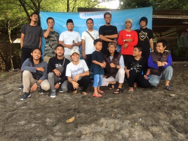 Reuni alumni pertama cover